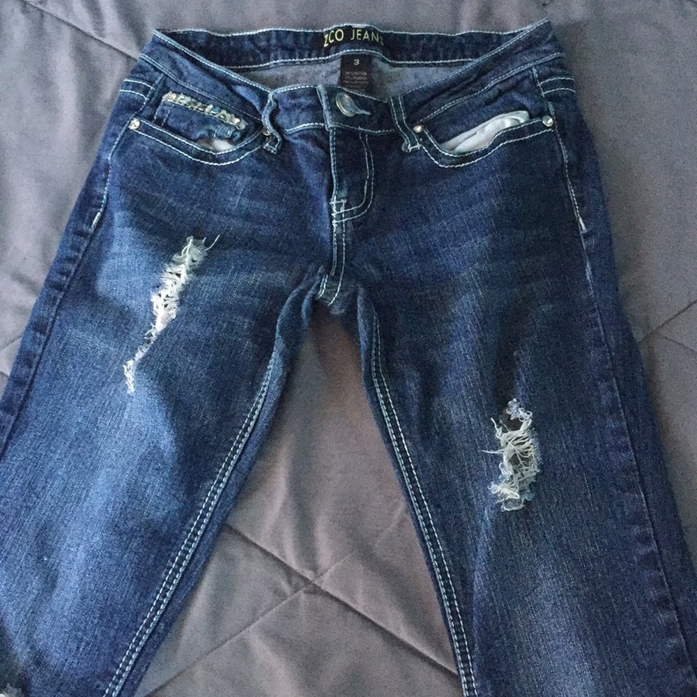 Distressed jeans - Picture 4 of 6